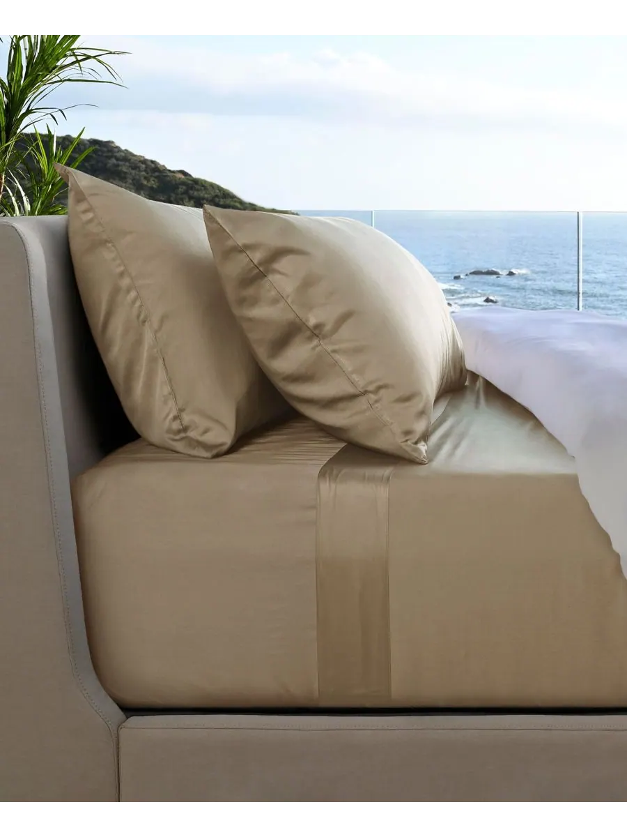 Комплект постельного белья Resort Sateen из терморегулирующей вискозы, 4 предмета Cariloha — изображение 1 из 9, серый