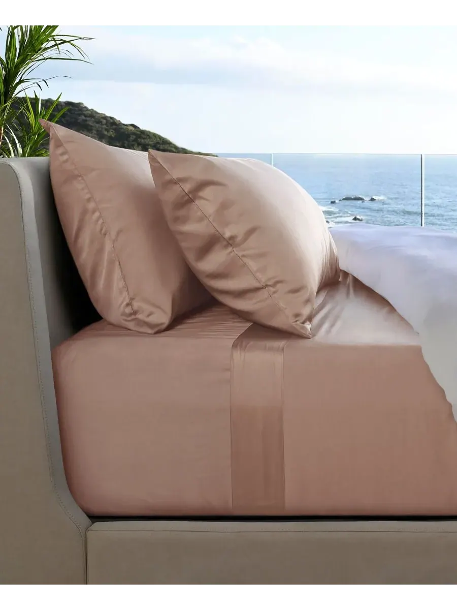 Комплект постельного белья Resort Sateen из терморегулирующей вискозы, 4 предмета Cariloha — изображение 1 из 8