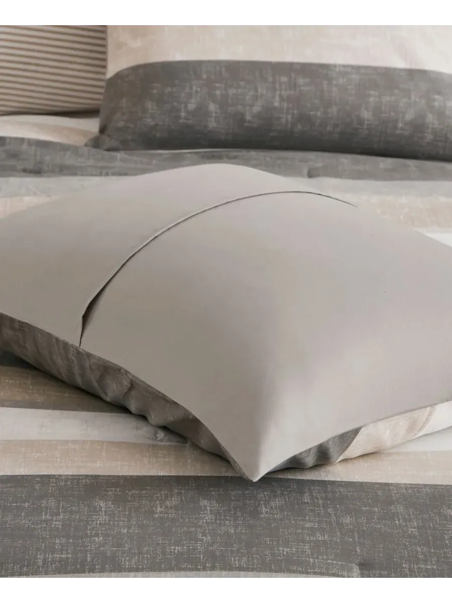 Комплект постельного белья Jaxon Wide Stripe из 7 предметов, размер Queen Madison Park Essentials — изображение 8 из 10