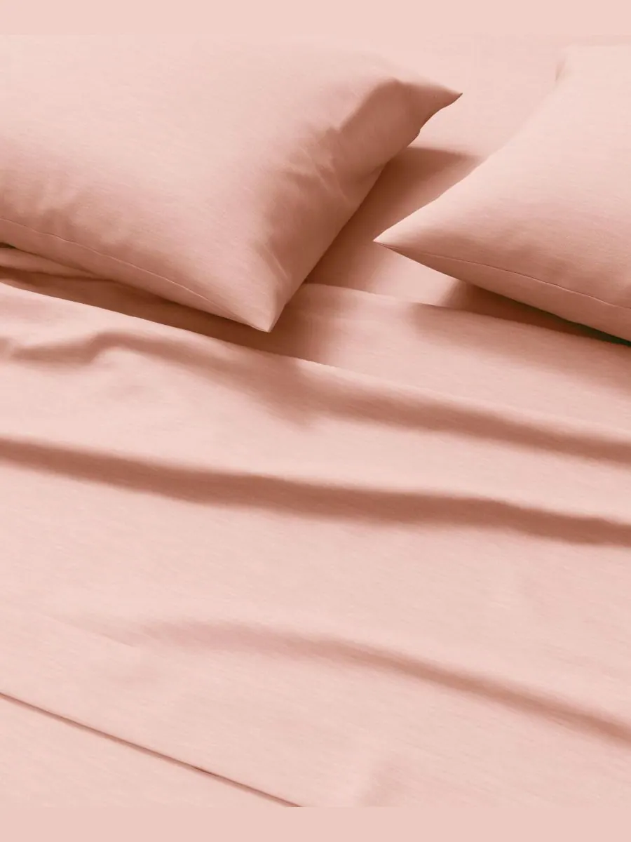 Комплект постельного белья из меланжевого хлопкового трикотажа Linery & Co, Blush pink, California — изображение 4 из 6