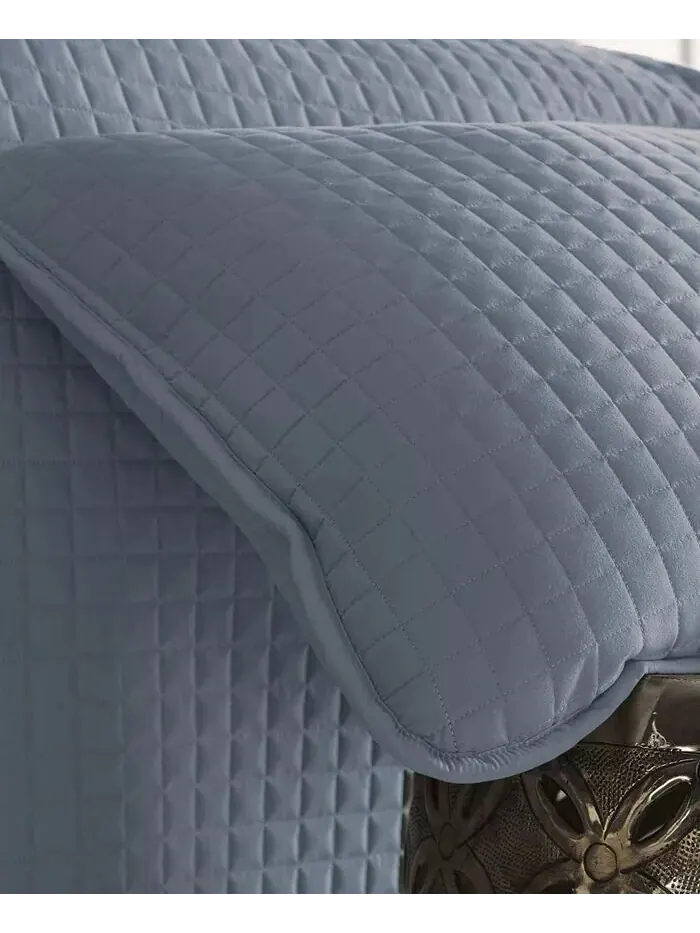 Большой однотонный комплект из трех предметов: стеганое одеяло и накидка Southshore Fine Linens — изображение 5 из 5, синий