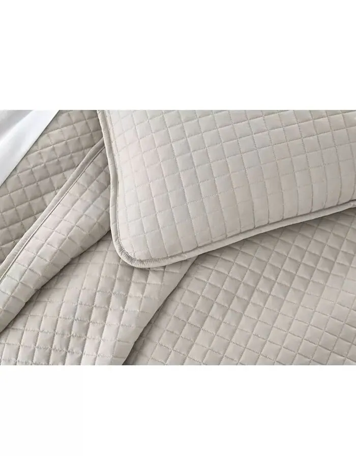 Большой однотонный комплект из трех предметов: стеганое одеяло и накидка Southshore Fine Linens — изображение 3 из 4, белый