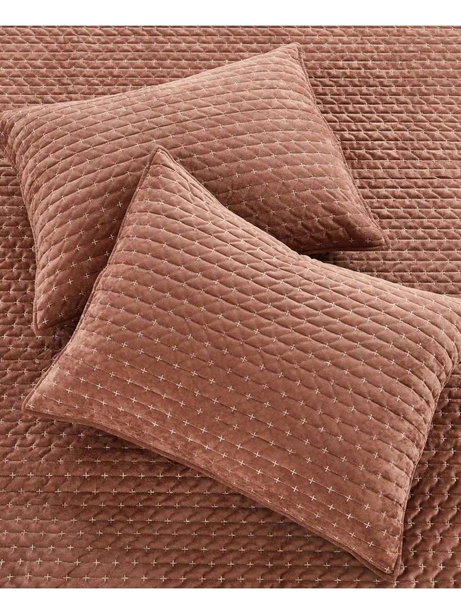 Двусторонний комплект постельного белья Velvet Stitch из 3 предметов, размер King/California King — изображение 4 из 6