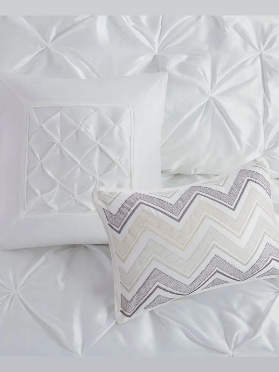 Комплект постельного белья Laurel Tufted из 7 предметов, размер Queen Madison Park — изображение 10 из 10, белый