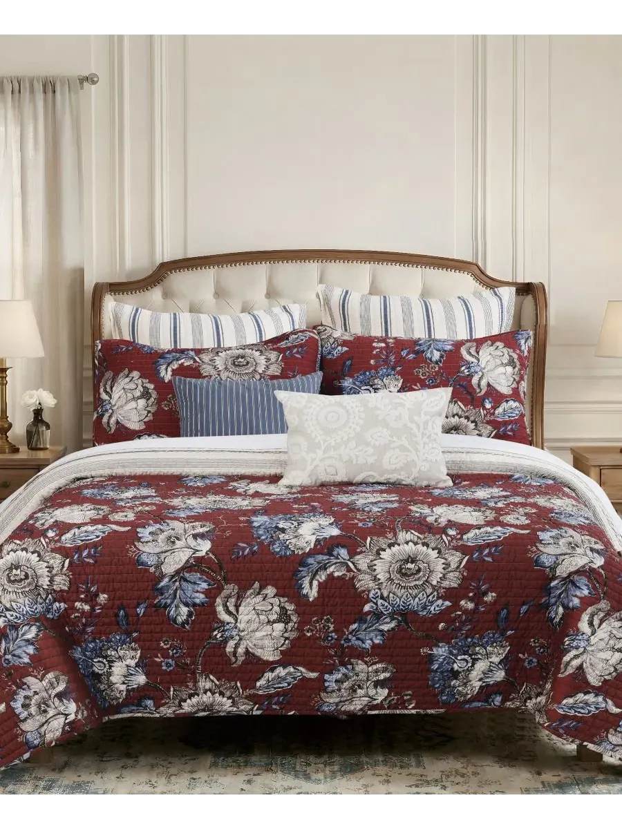 Комплект стеганого покрывала Royce Reversible 2-Piece Quilt Set, Twin/Twin XL Levtex Home — красный