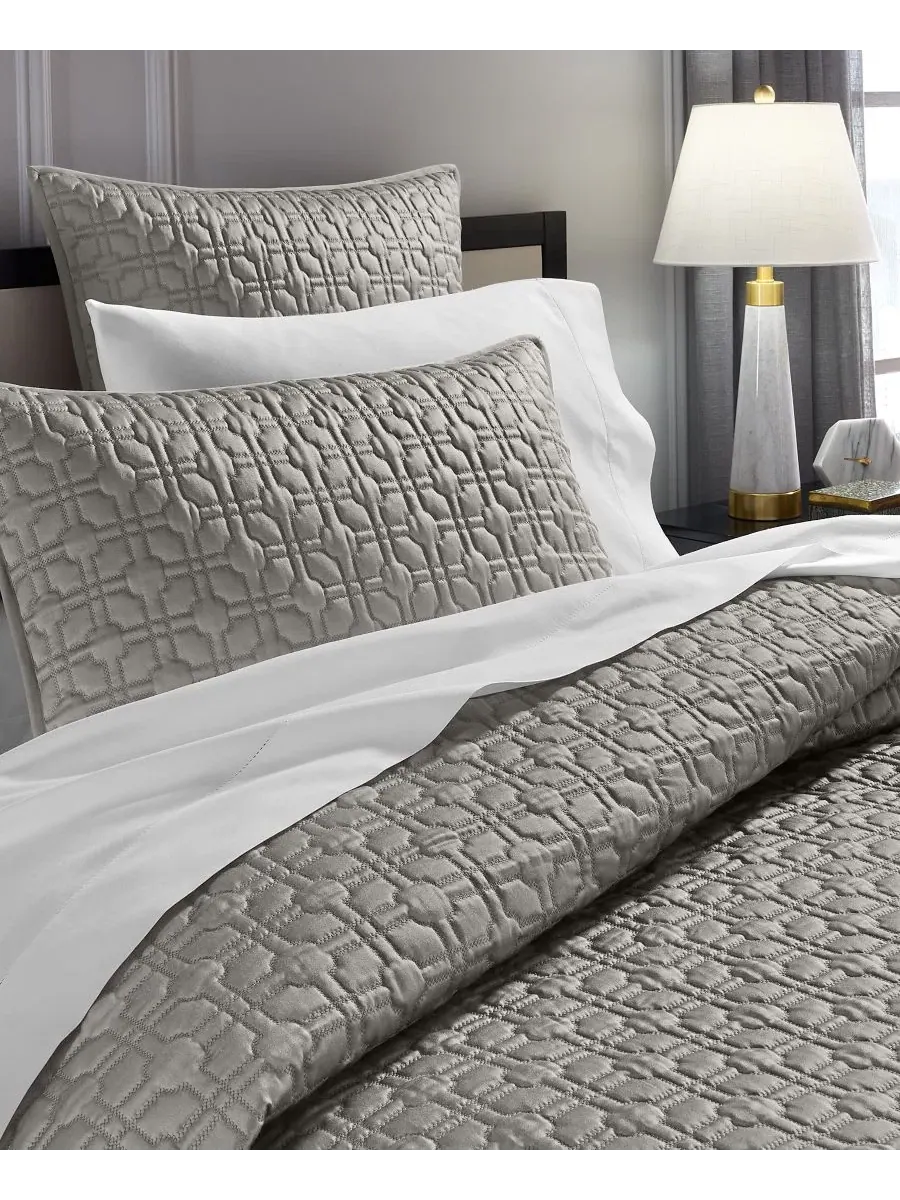 Комплект стеганого покрывала Porto из 3 предметов, King Hotel Collection — изображение 2 из 8, серый