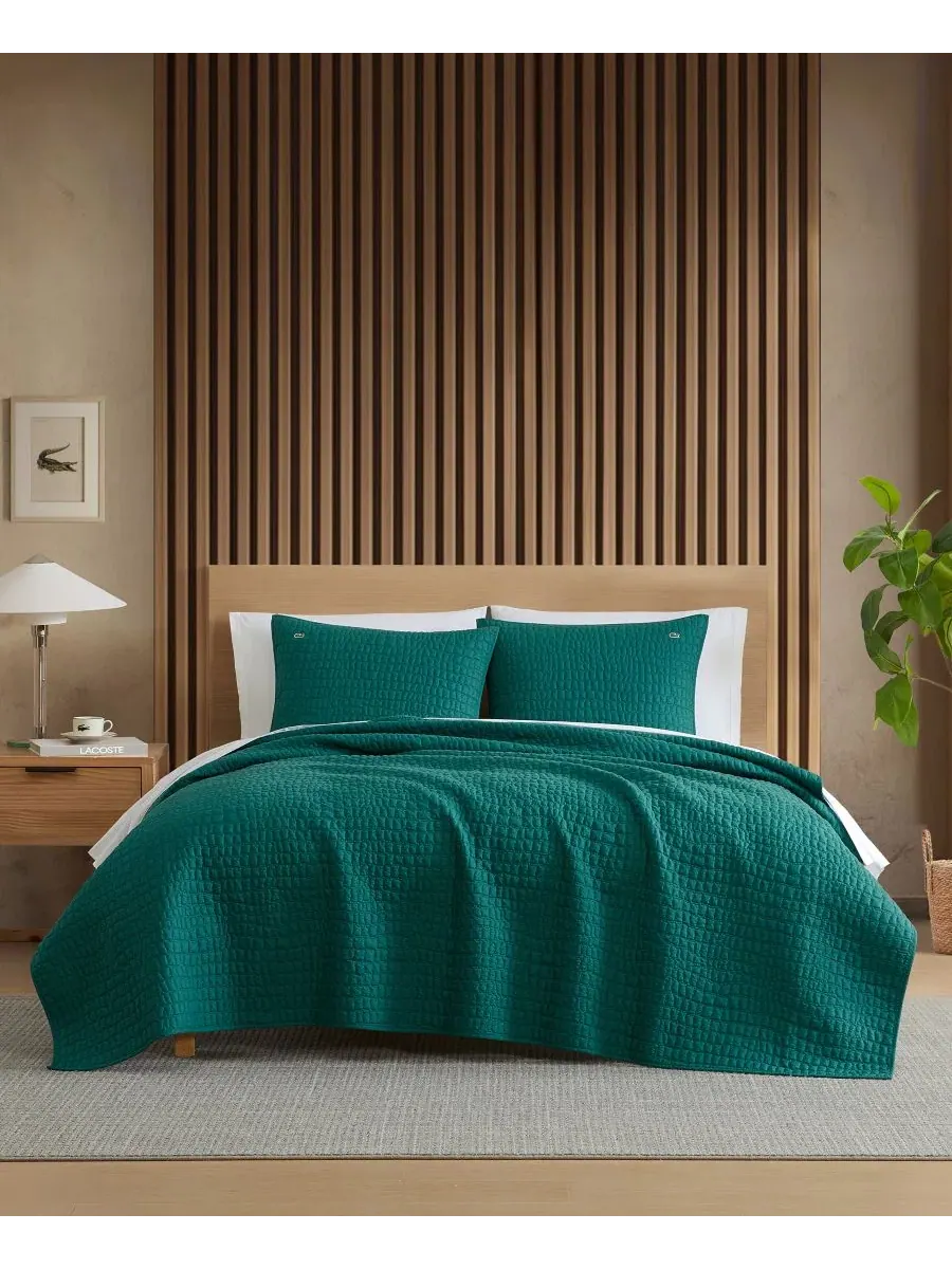 Комплект стеганого покрывала с наволочками, 3 предмета, Full/Queen, с крокодилом Lacoste Home