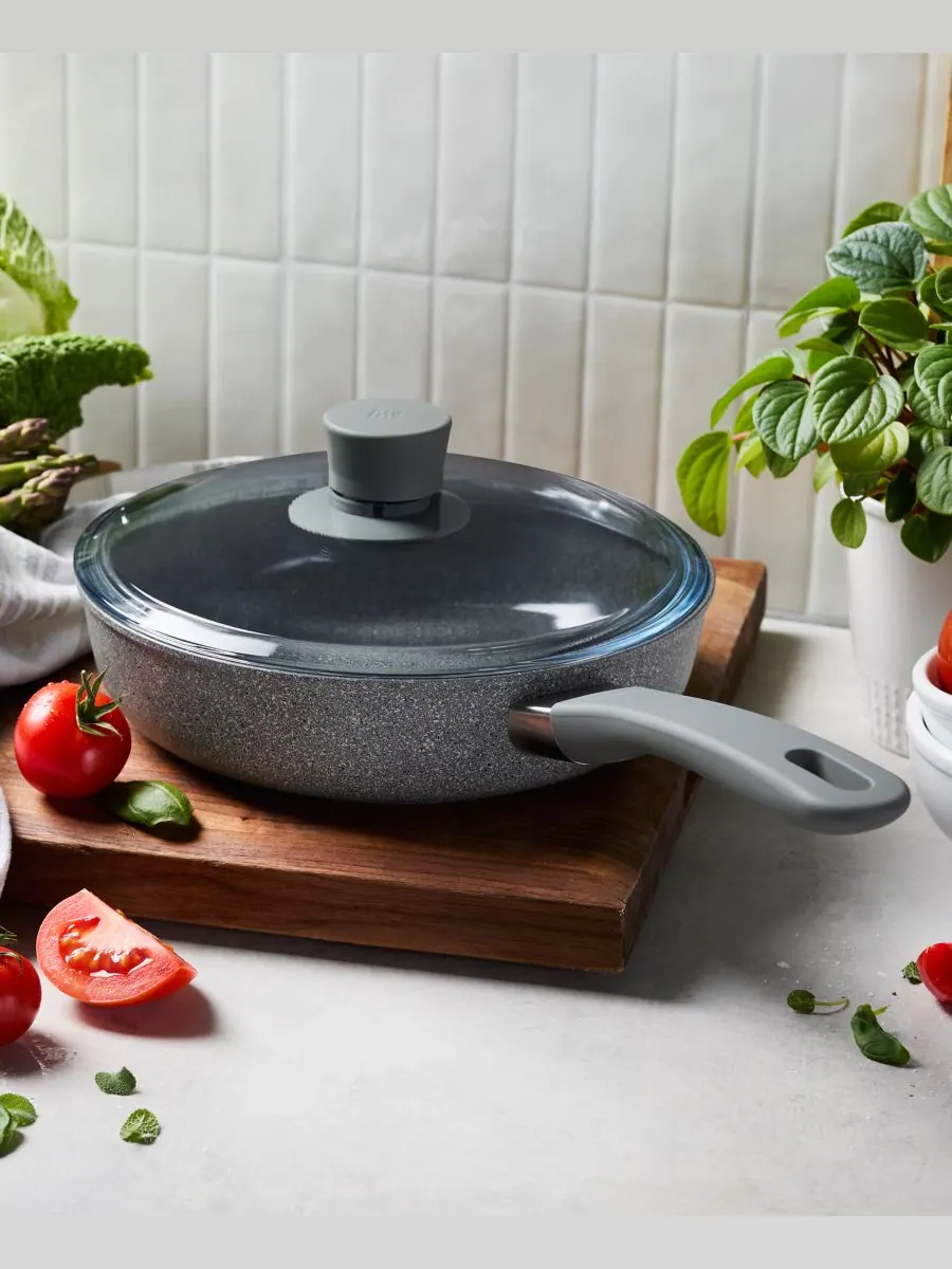 Сотейник Zwilling Parma Plus ceramic, 24 см — изображение 6 из 8, серый