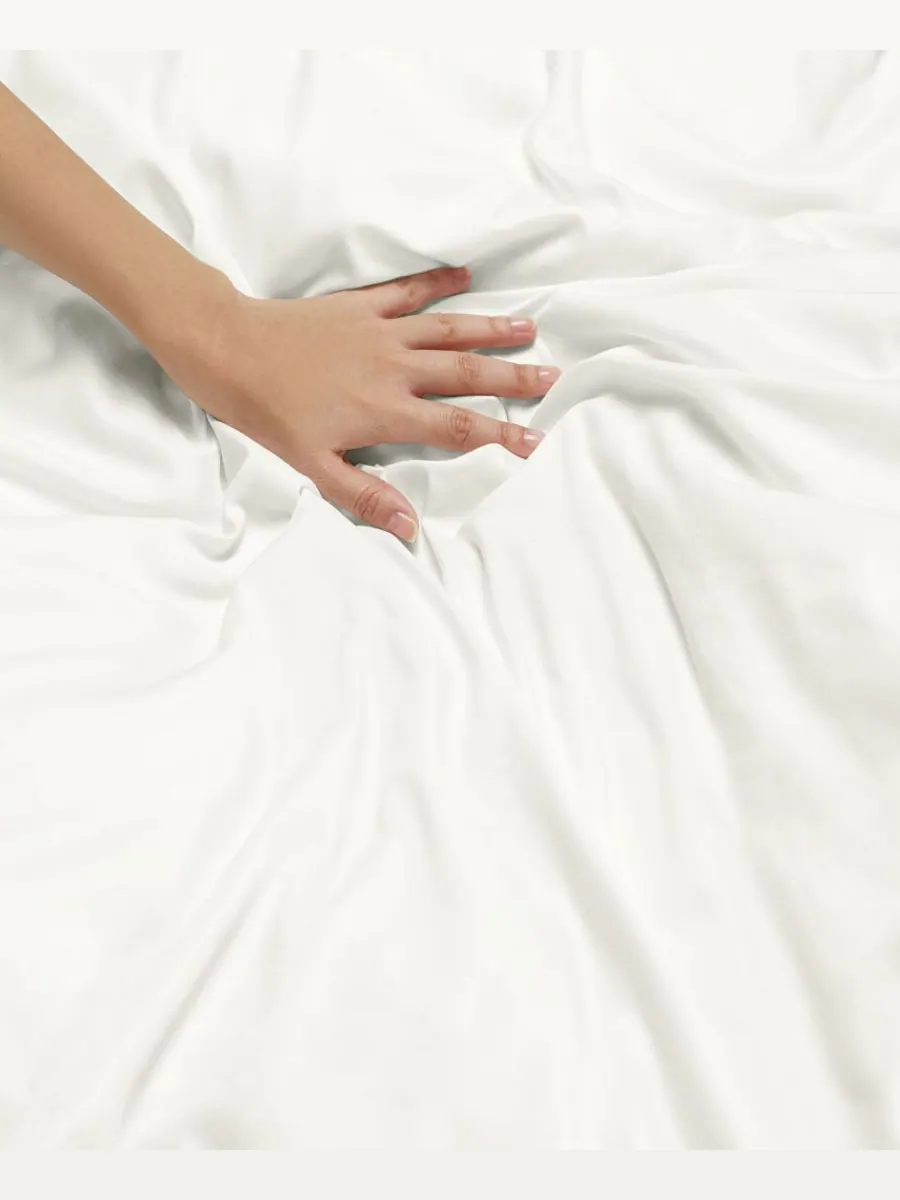 Комплект постельного белья Neslt Super Soft Double Brushed Microfiber, 3 предмета, размер Queen — изображение 6 из 7, белый