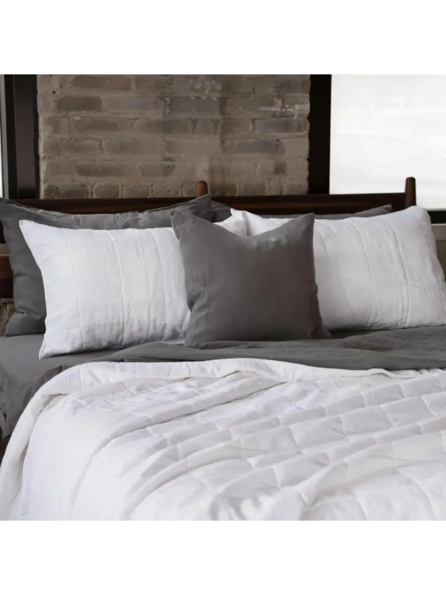 Комплект наволочек French Linen Quilted Sham Set Bokser Home — изображение 8 из 8, белый