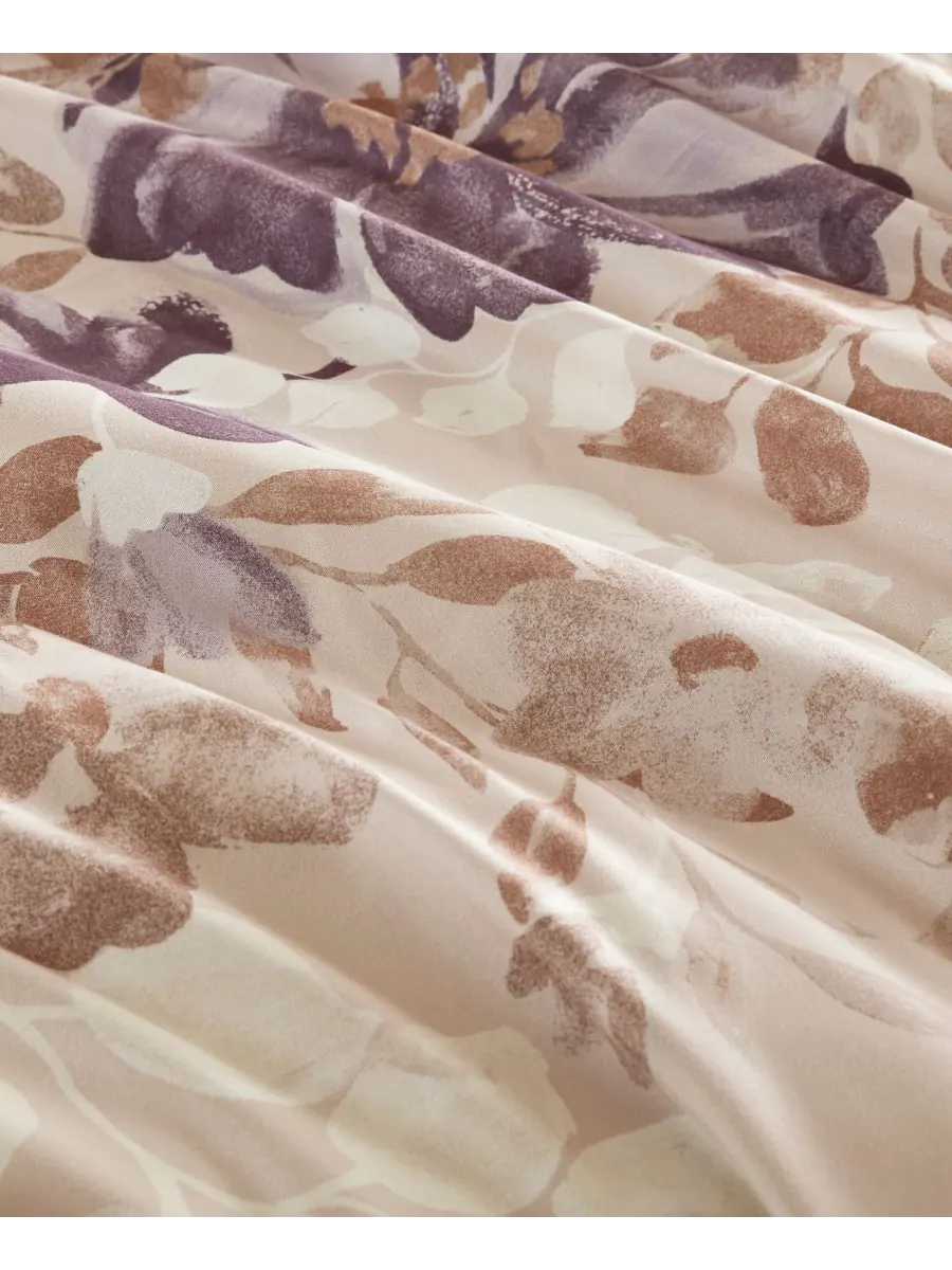 Комплект постельного белья Luna Floral, 7 предметов, размер Queen Madison Park Essentials — изображение 9 из 10, тауп