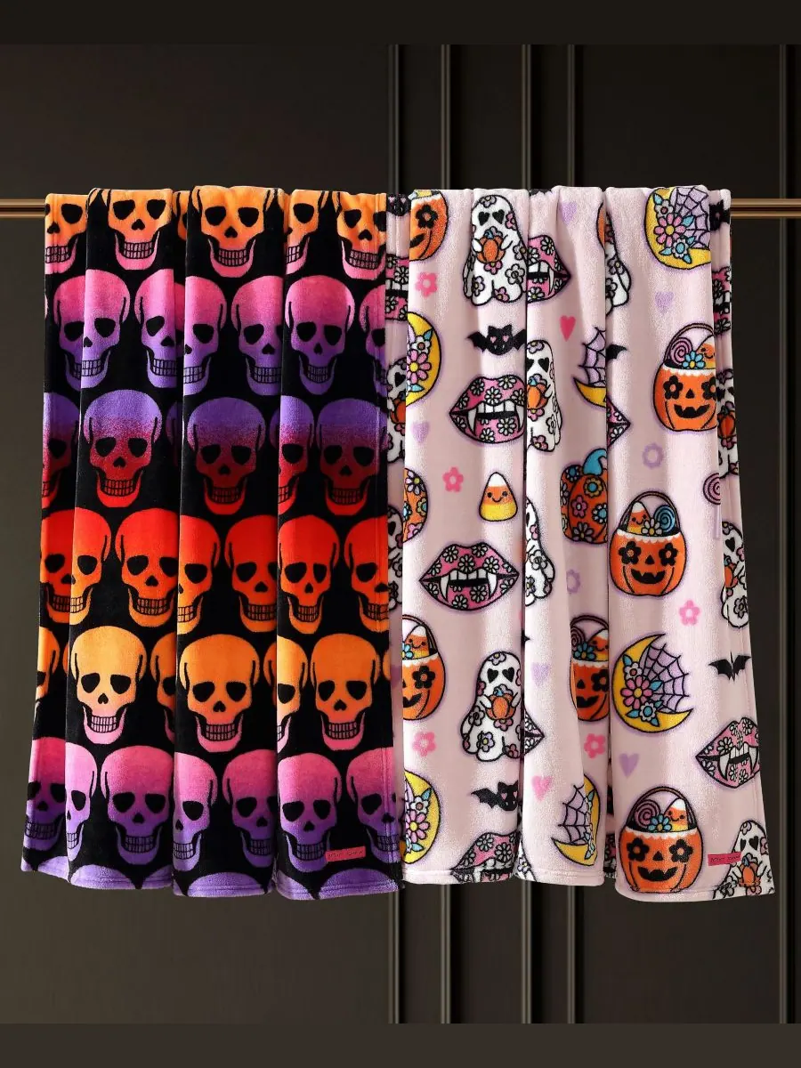 Мягкий плюшевый флисовый плед на Хэллоуин, 70 x 50 дюймов Betsey Johnson