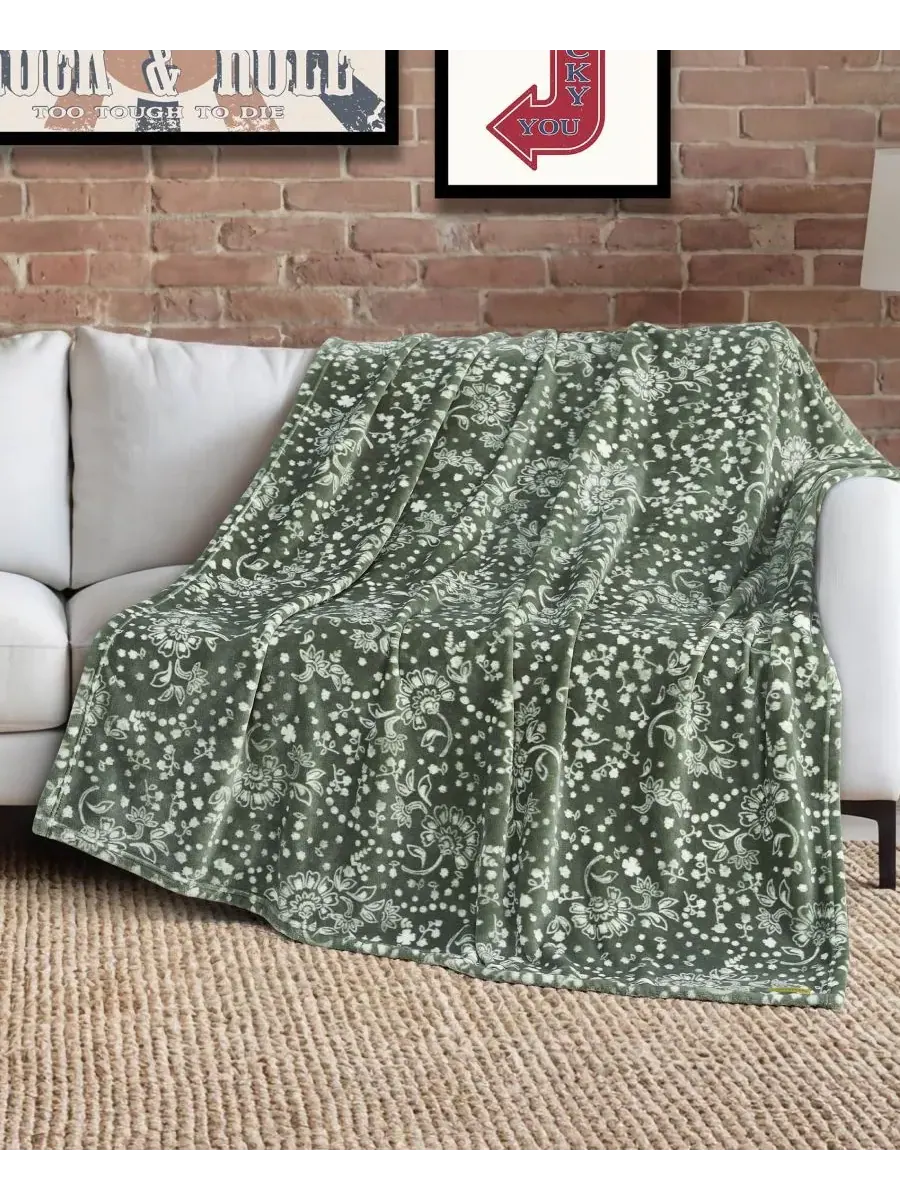Плюшевый плед Clovers, 127 x 178 см Lucky Brand — изображение 2 из 5, зеленый