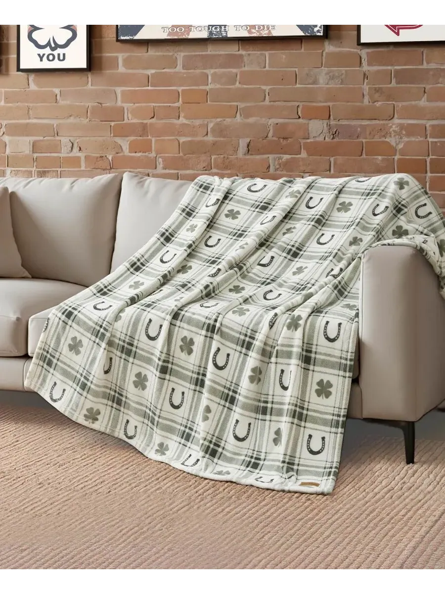 Плюшевый плед Clovers, 127 x 178 см Lucky Brand — изображение 5 из 5, зеленый