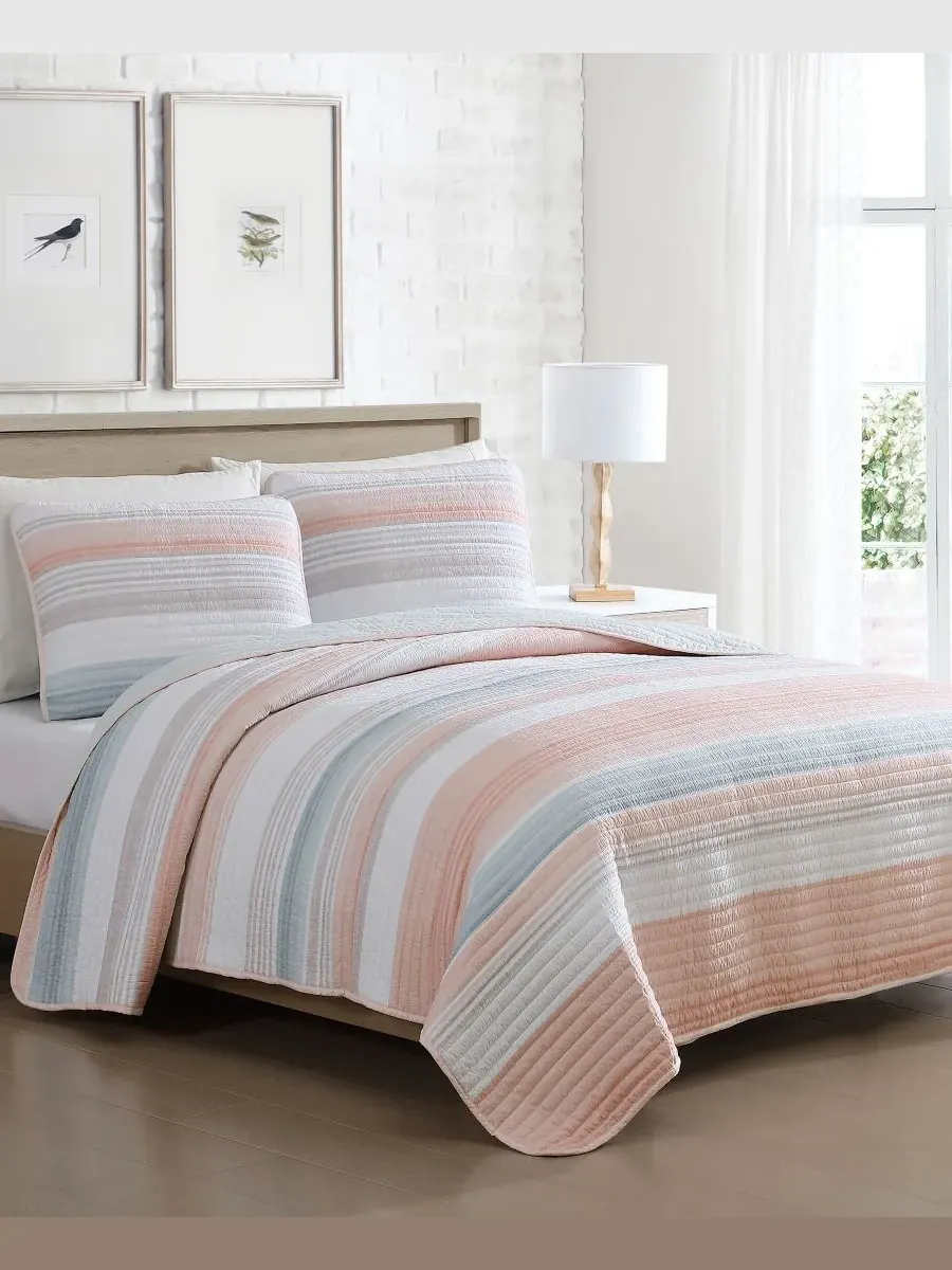 Комплект постельного белья Coralinn Stripe из 3 предметов, размер King Beatrice Home Fashions — изображение 3 из 4, синий