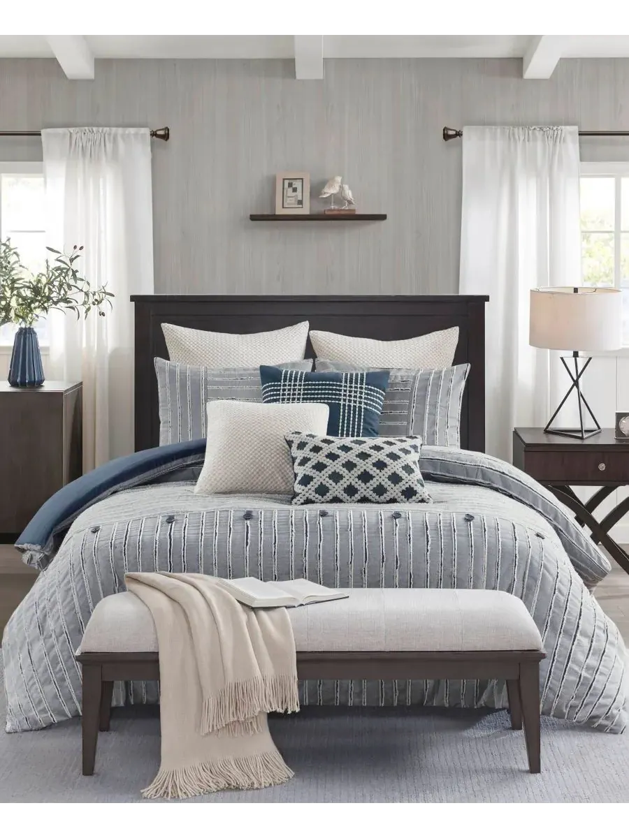 Комплект постельного белья Essence Clipped Jacquard, 10 предметов, размер King Madison Park — синий