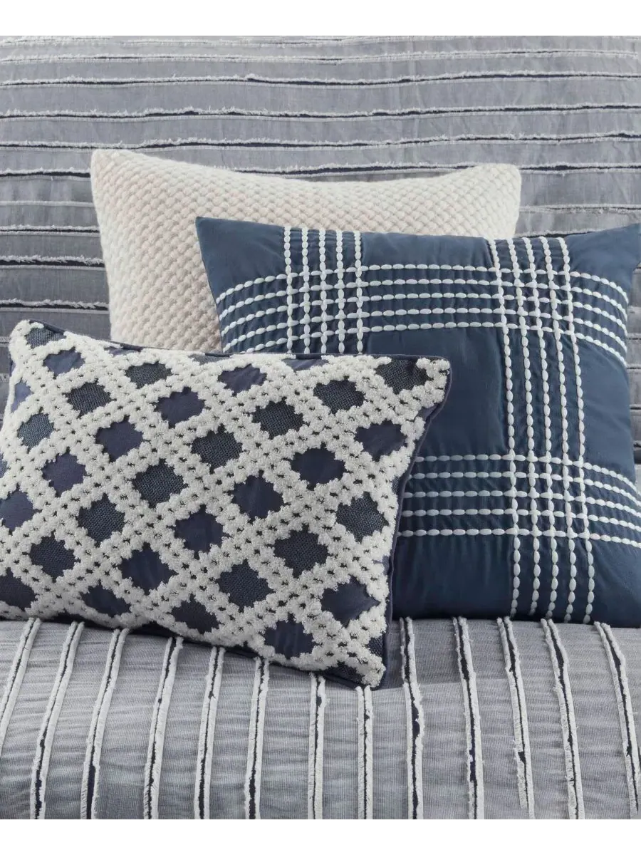 Комплект постельного белья Essence Clipped Jacquard, 10 предметов, размер King Madison Park — изображение 10 из 10, синий