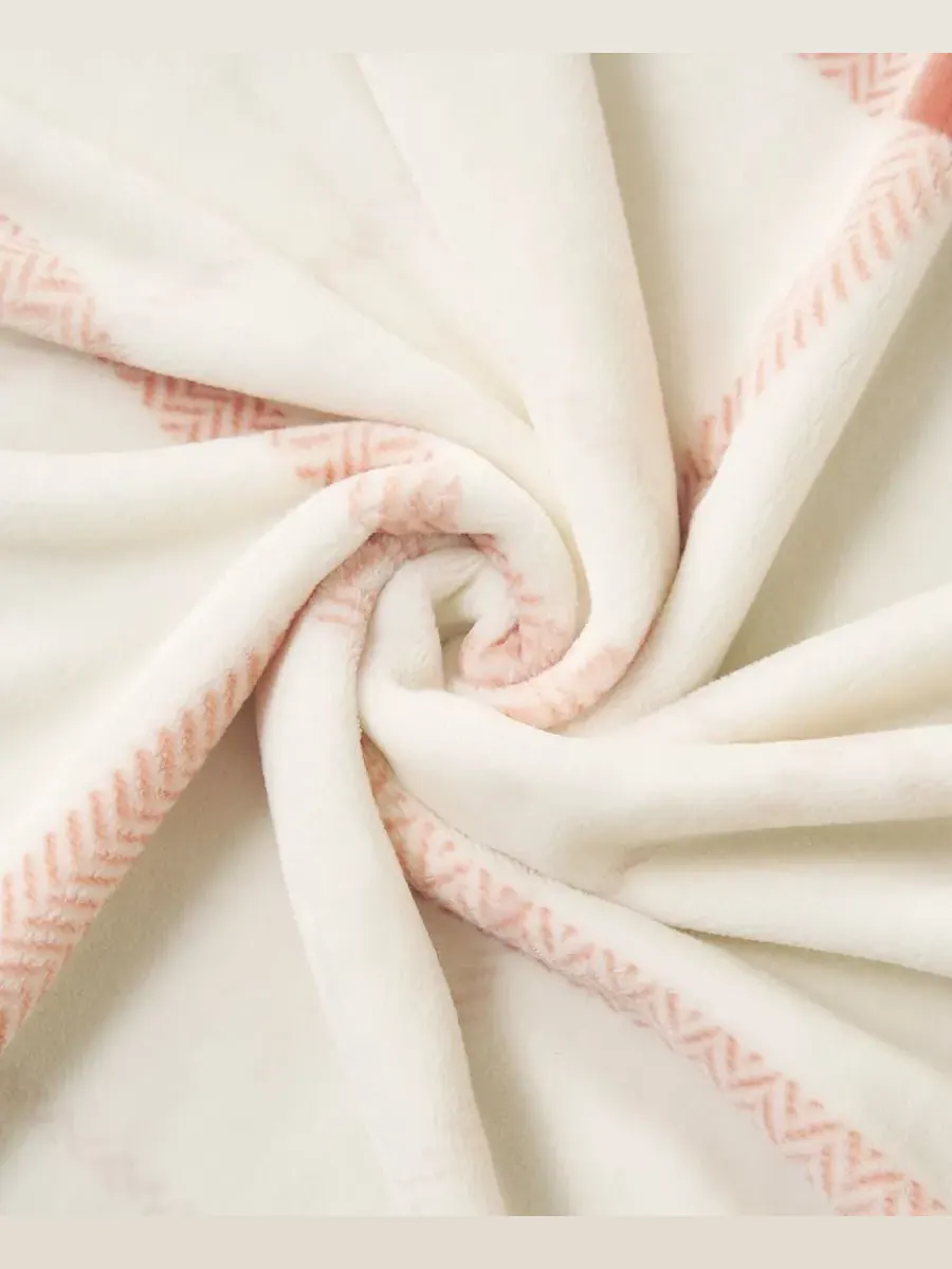 Мягкий плед Palmdale Plaid Cozy Plush Throw, 127 см x 178 см Lucky Brand — изображение 2 из 5, красный