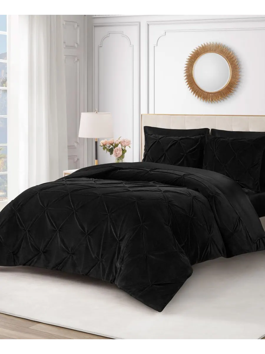 Комплект постельного белья Kiss Pleat Plush из 3 предметов, размер King Juicy Couture — изображение 2 из 2, черный