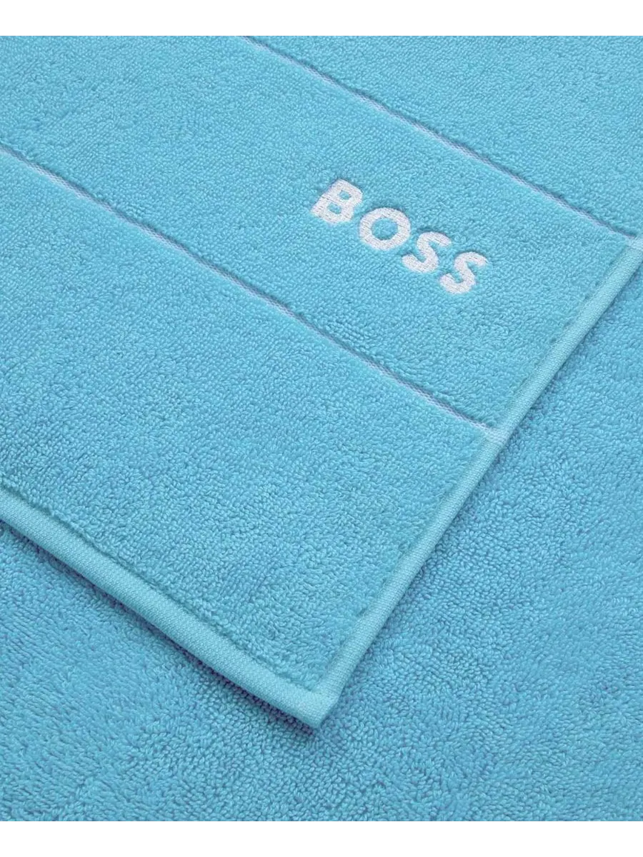 Однотонное хлопковое банное полотенце, 28 x 55 дюймов Boss Home — изображение 2 из 2, синий