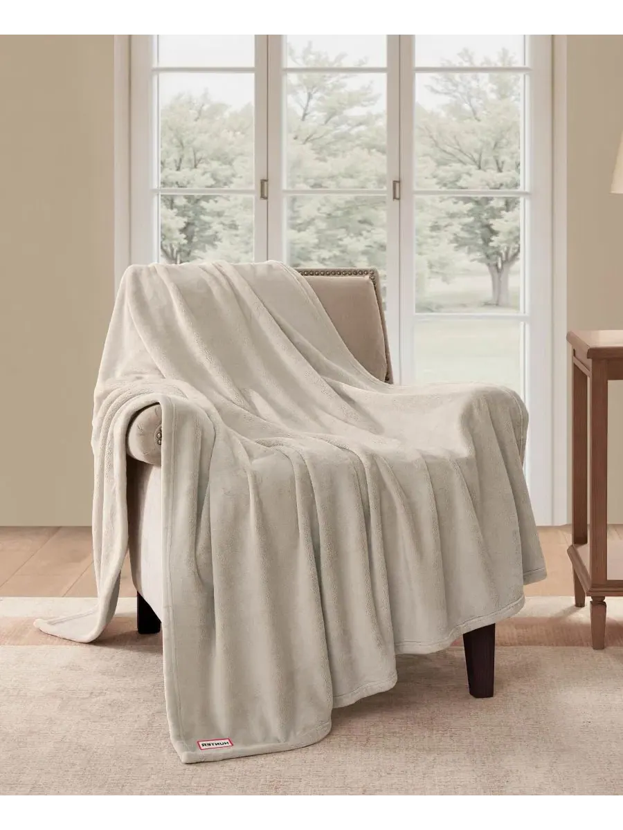 Пледы Coco Flannel Ultra Plush, 127 x 178 см Hunter — изображение 2 из 5, бежевый