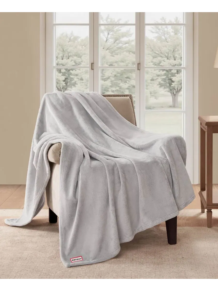 Пледы Coco Flannel Ultra Plush, 127 x 178 см Hunter — изображение 2 из 5, серый
