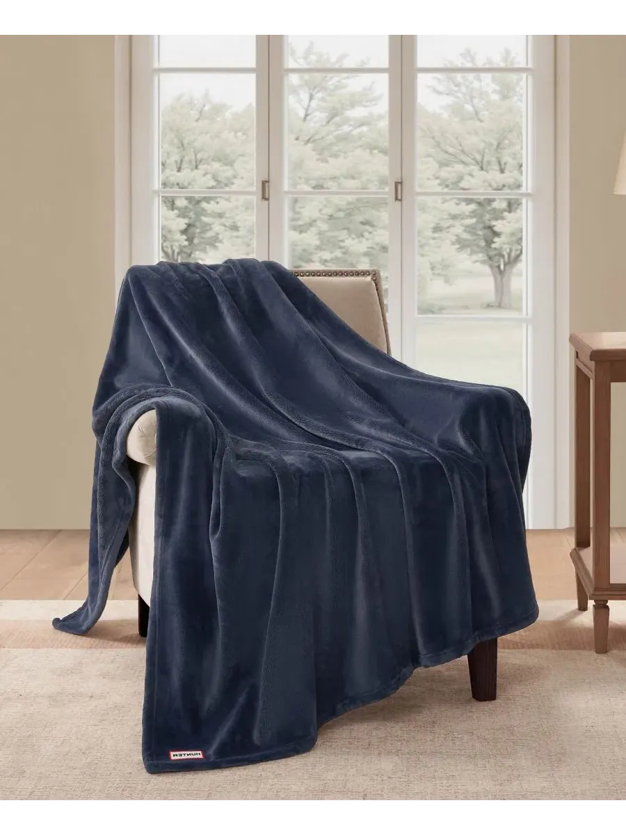 Пледы Coco Flannel Ultra Plush, 127 x 178 см Hunter — изображение 2 из 5, синий