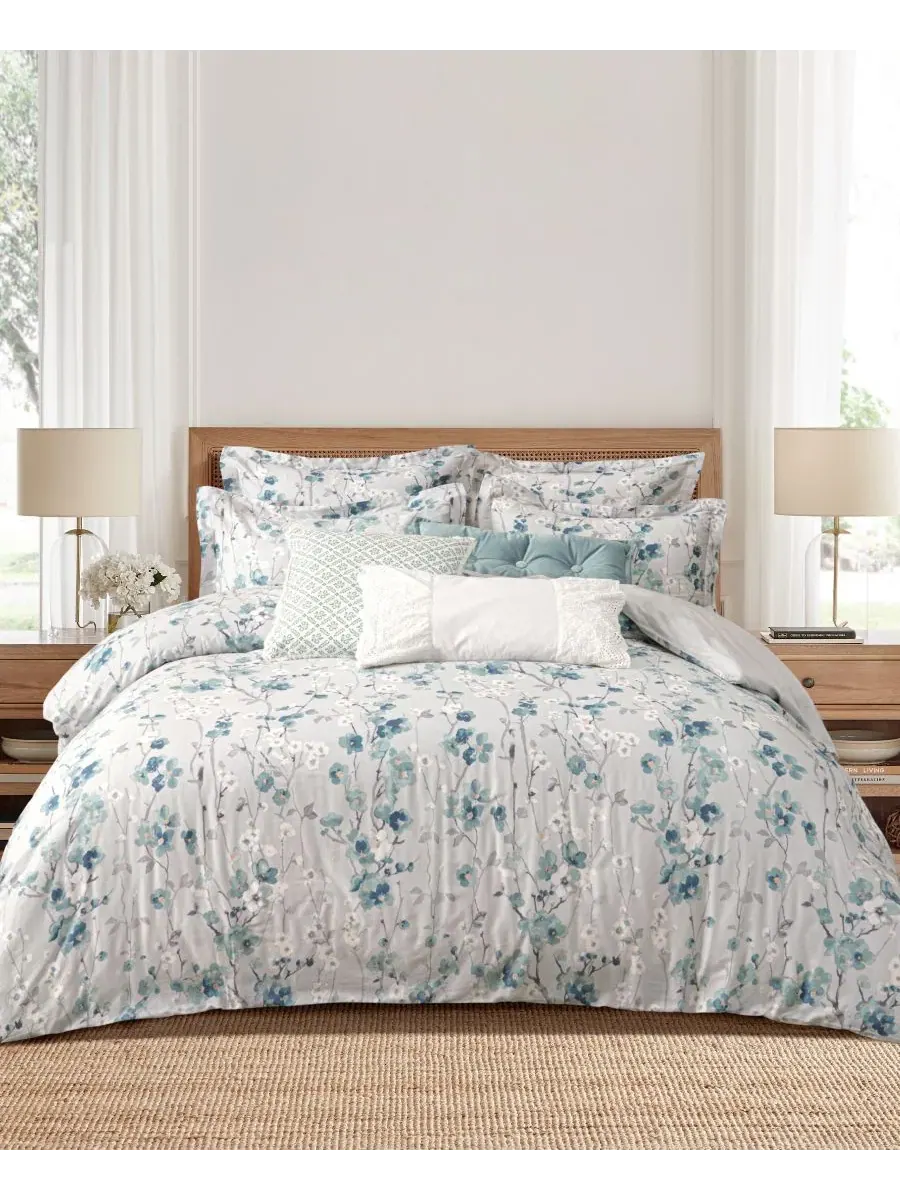 Комплект стеганого одеяла Florina Reversible 3-Pc., King/California King Levtex Home — изображение 2 из 5, синий