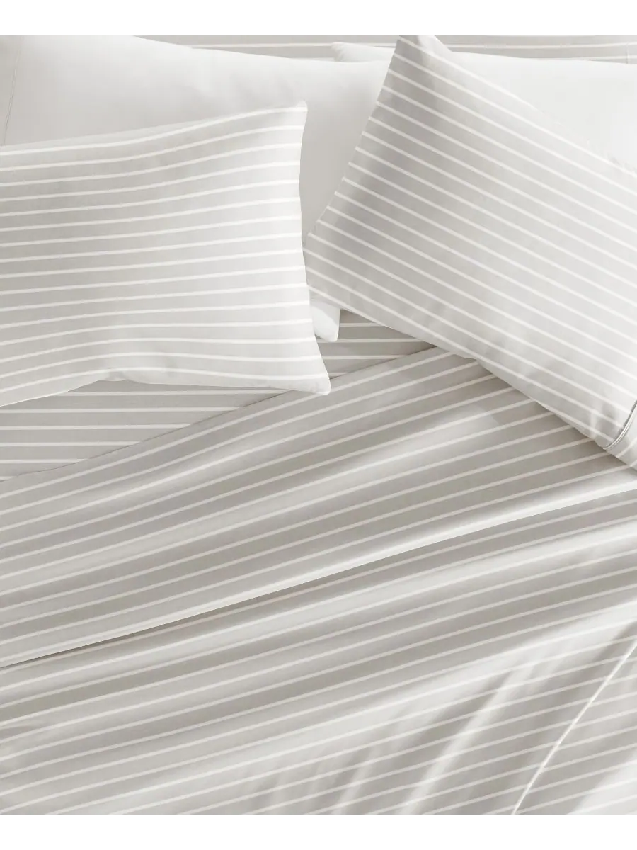 Комплект постельного белья Soft Lines из 4 предметов, размер Full ienjoy Home — изображение 2 из 4, светлый серый