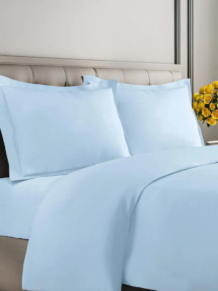 Плед из микроплюша с флисовой подкладкой CGK Unlimited, Light blue, Twin — изображение 1 из 6, светлый синий