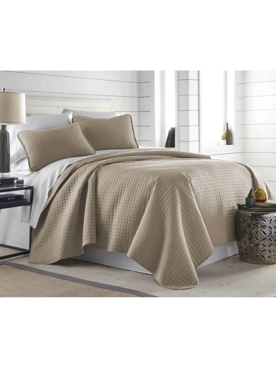 Увеличенный легкий комплект из 2 предметов: одеяло и покрывало, размер Twin Southshore Fine Linens — изображение 2 из 4, тауп