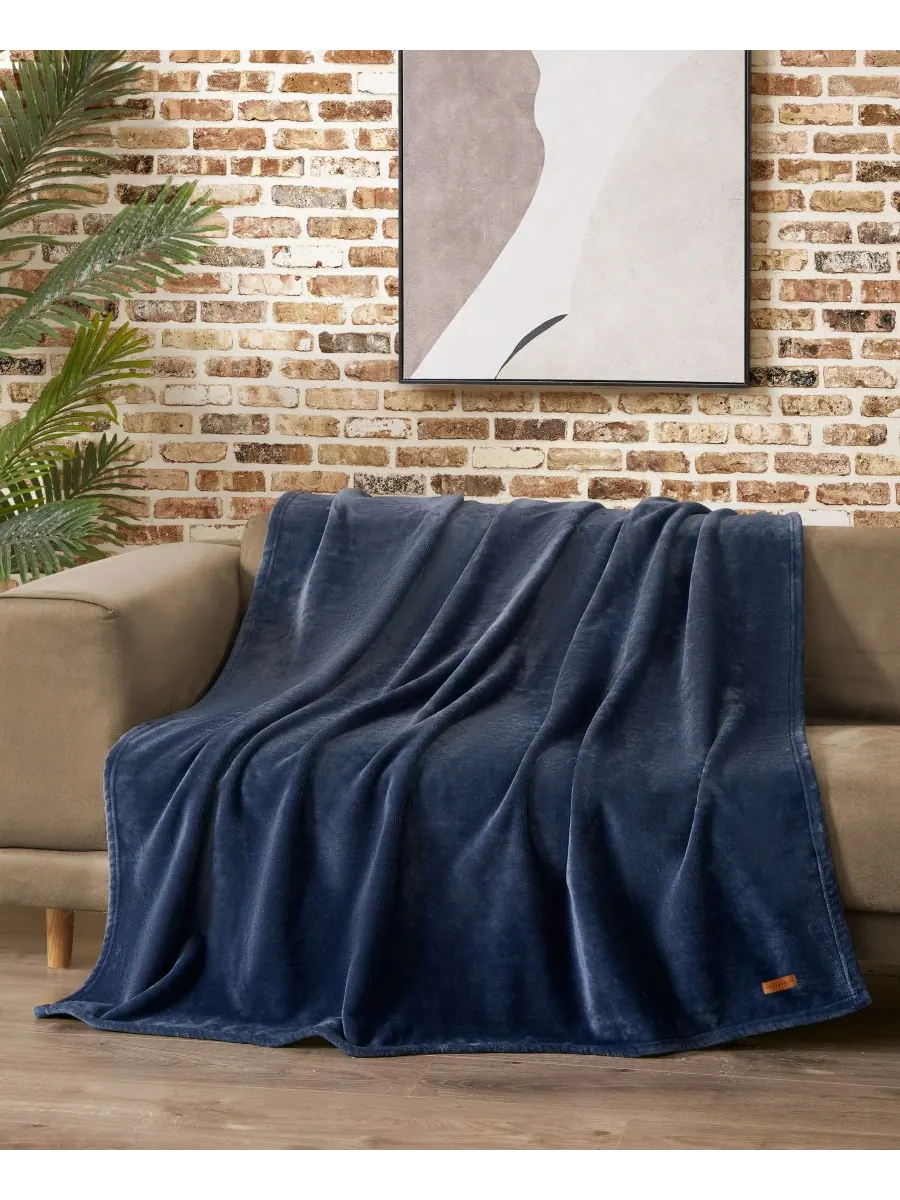Мягкий плед из плотной плюшевой ткани, 50 x 70 дюймов Lucky Brand