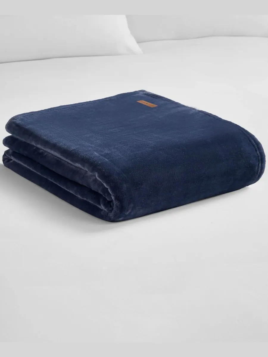 Мягкий плед из плотной плюшевой ткани, 50 x 70 дюймов Lucky Brand — изображение 6 из 7, синий