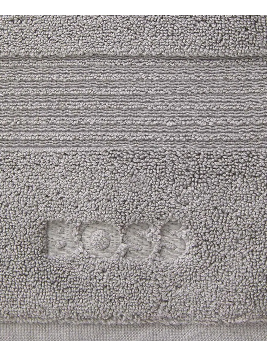 Банное полотенце Loft Aegean из чесаного хлопка, 28 x 55 дюймов Boss Home — изображение 2 из 2, серебряный