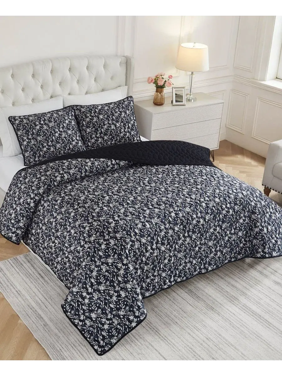 Комплект стеганого покрывала с велюром, 3 предмета, Full/Queen, Floral Vanna Velvet BCBG — изображение 2 из 8, черный