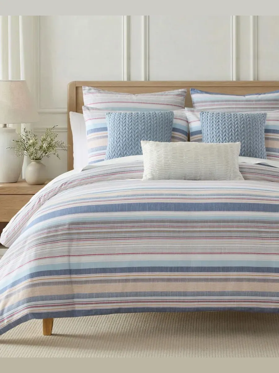 Комплект стеганого одеяла Providence Stripe Reversible Levtex Home — изображение 5 из 5, синий