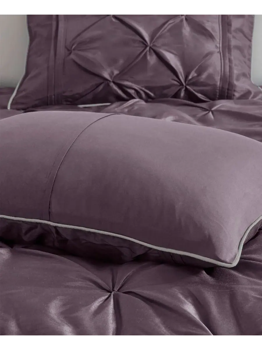 Комплект постельного белья Laurel Tufted из 7 предметов, размер Cal King Madison Park, сливовый — изображение 9 из 10