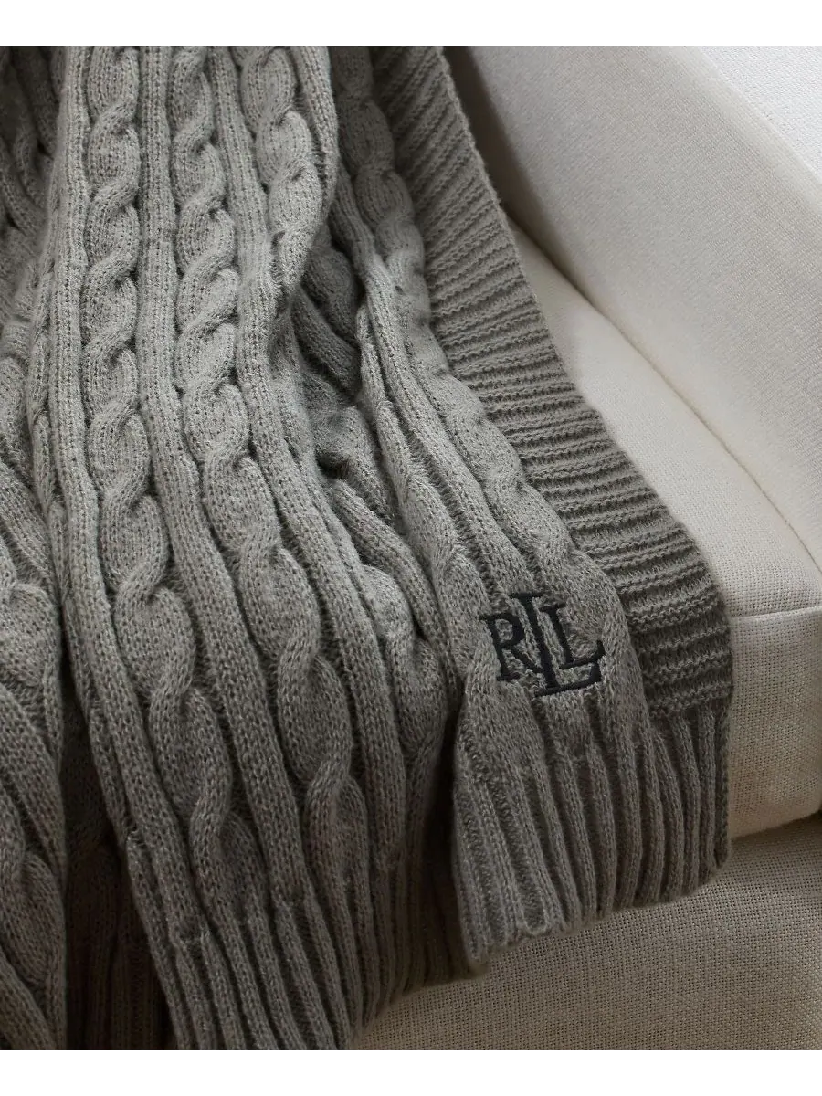 Плед Jamie Cable-Knit, 127 см x 152 см Lauren Ralph Lauren — изображение 2 из 3, серый