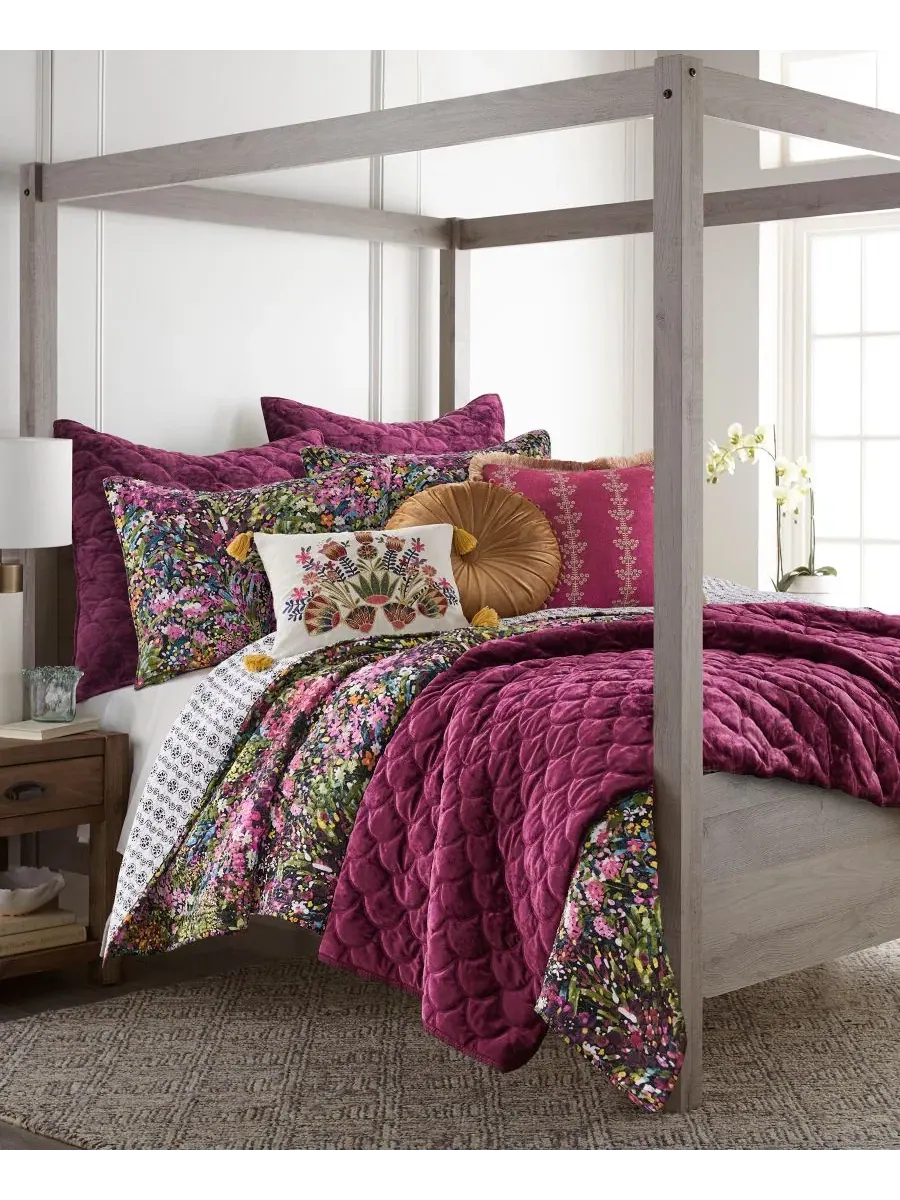 Стеганое покрывало Ellora Velvet, Twin/Twin XL Levtex Home — изображение 6 из 6, сливавый