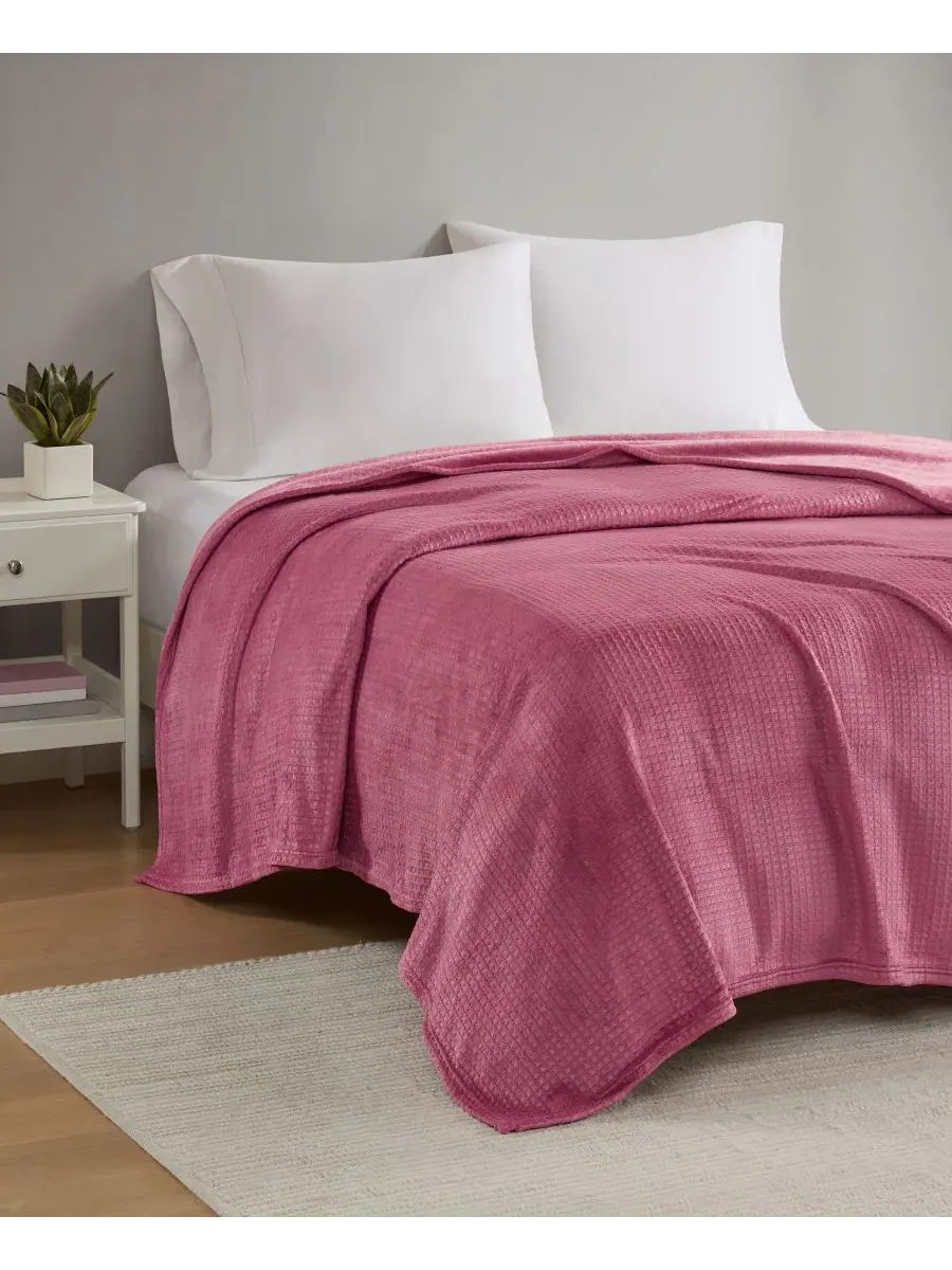 Плед из футера с вафельной текстурой, 229 x 229 см Premier Comfort — изображение 2 из 4, розовый