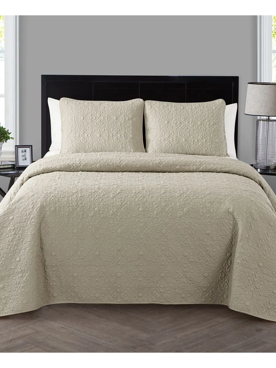 Комплект постельного белья Caroline Embossed из 3 предметов, размер King VCNY Home — бежевый