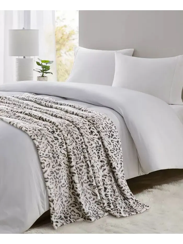 Уютное плюшевое плед с принтом, 50 x 70 дюймов Premier Comfort — изображение 4 из 4, снежный леопард