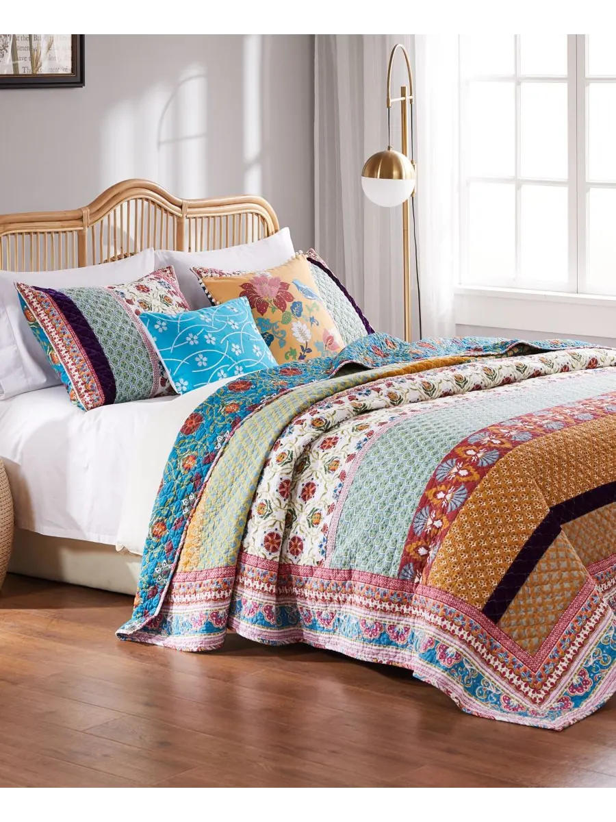Комплект постельного белья Thalia из 3 предметов, размер King Greenland Home Fashions — изображение 3 из 3, мульти