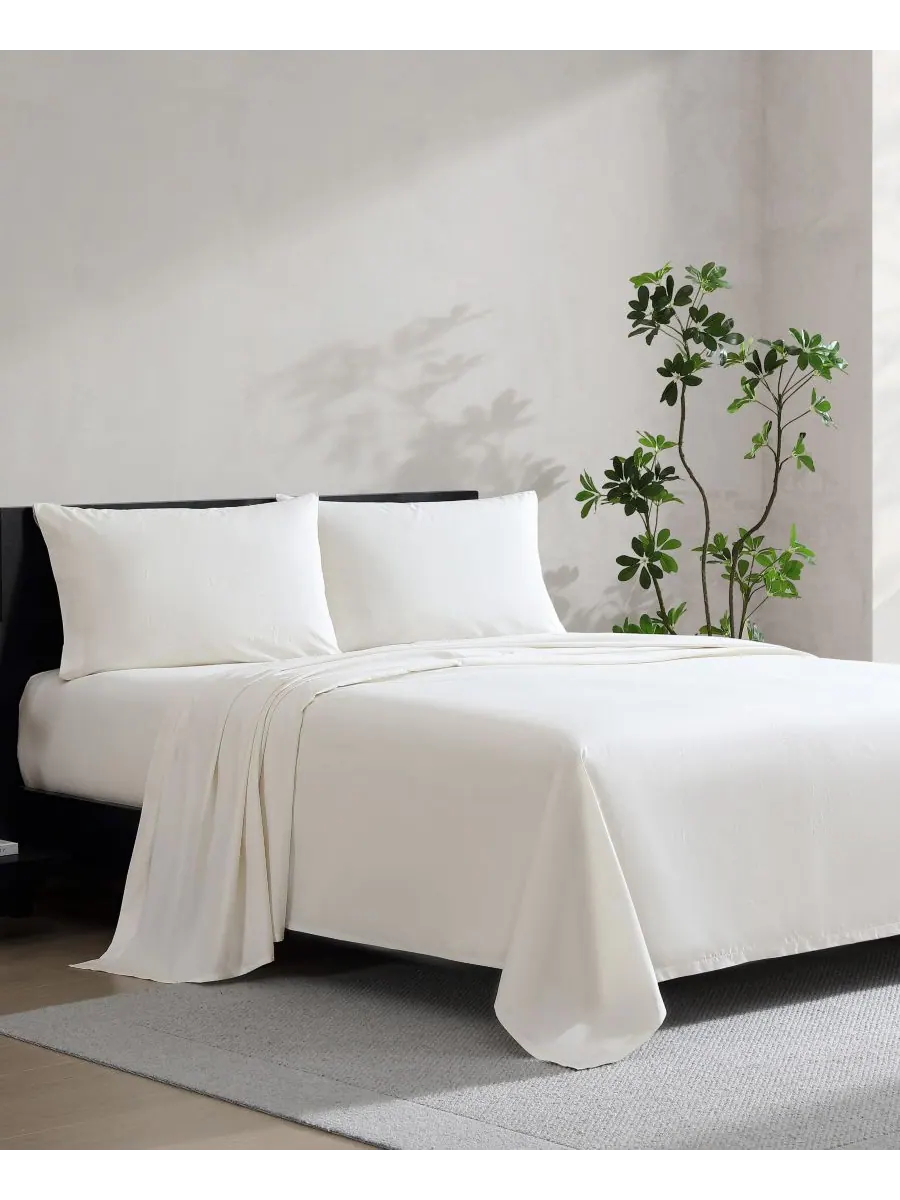 Комплект постельного белья Cool Comfort из однотонного хлопка с плотностью плетения 200 нитей — изображение 5 из 6, белый