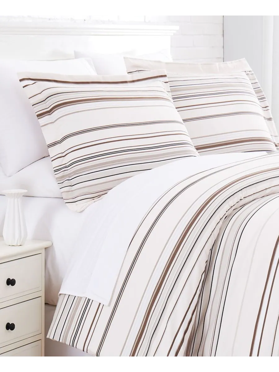 Комплект постельного белья в полоску, 3 предмета, размер King Southshore Fine Linens — изображение 1 из 5, тауп