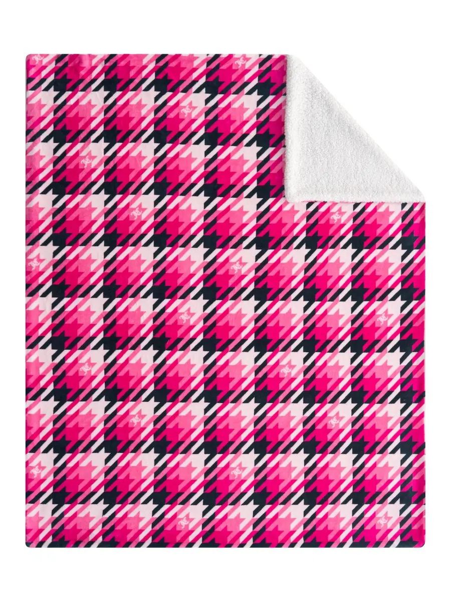 Мягкий двусторонний плед из искусственного меха шерпа, 50 x 60 дюймов Juicy Couture — изображение 5 из 5, розовый