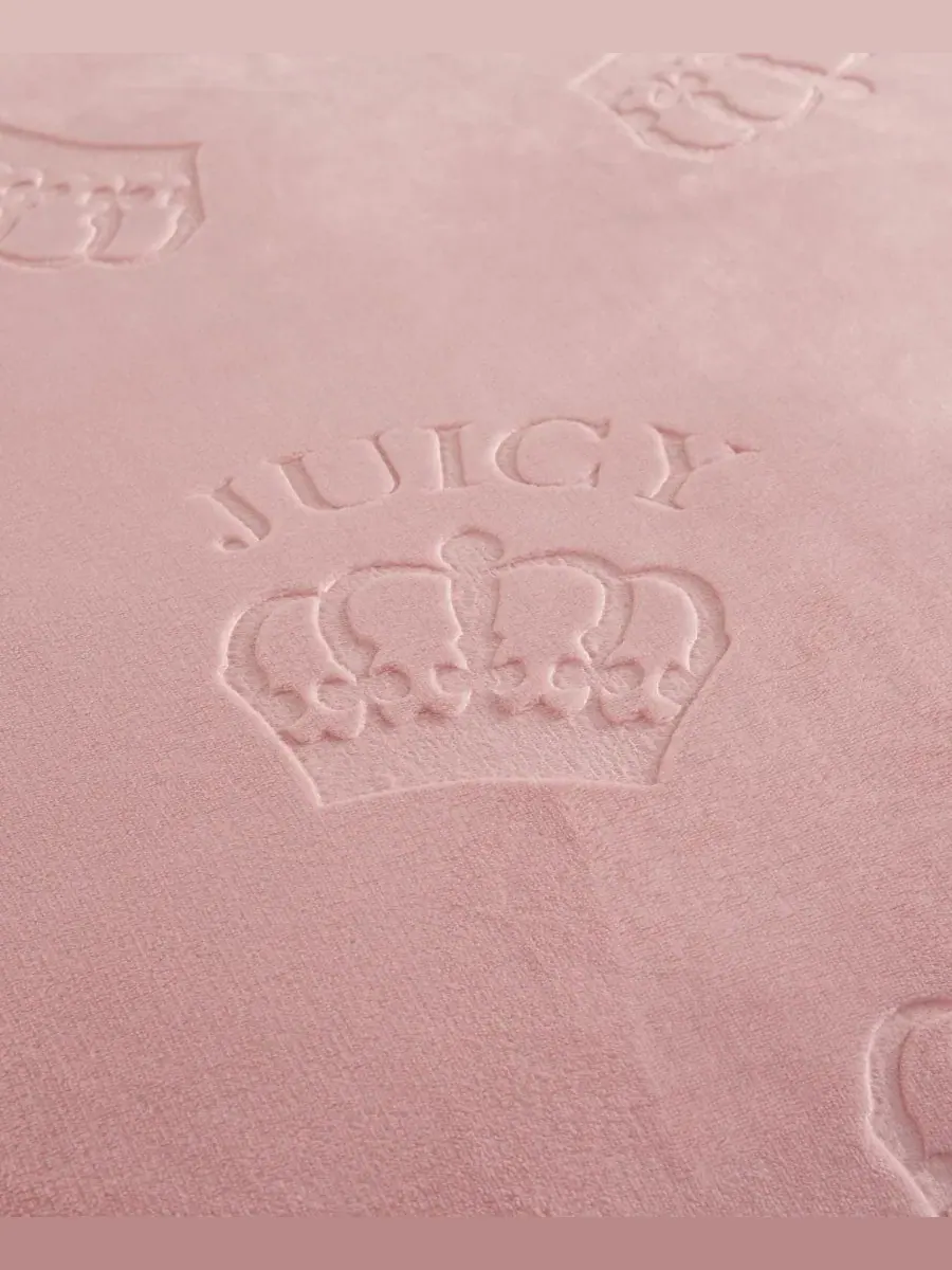 Комплект стеганого одеяла с тиснением короны, 3 предмета, Twin/Twin XL Juicy Couture — изображение 4 из 7, пудровый розовый