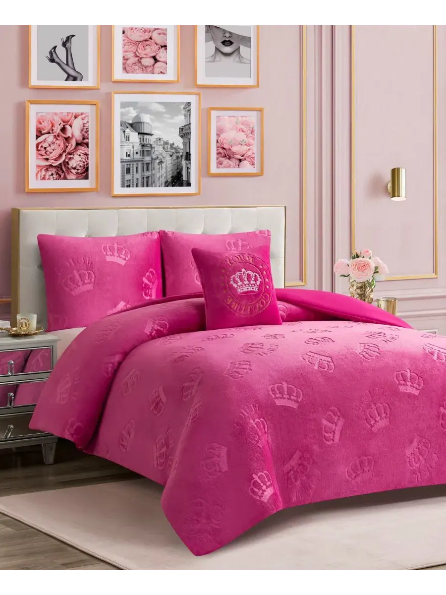 Комплект стеганого одеяла с тиснением короны, 3 предмета, Twin/Twin XL Juicy Couture — изображение 2 из 7, розовый