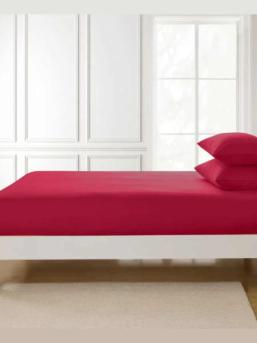 Простыня на резинке из микрофибры, 1500 нитей, Twin Sweet Home Collection — изображение 2 из 4, красный