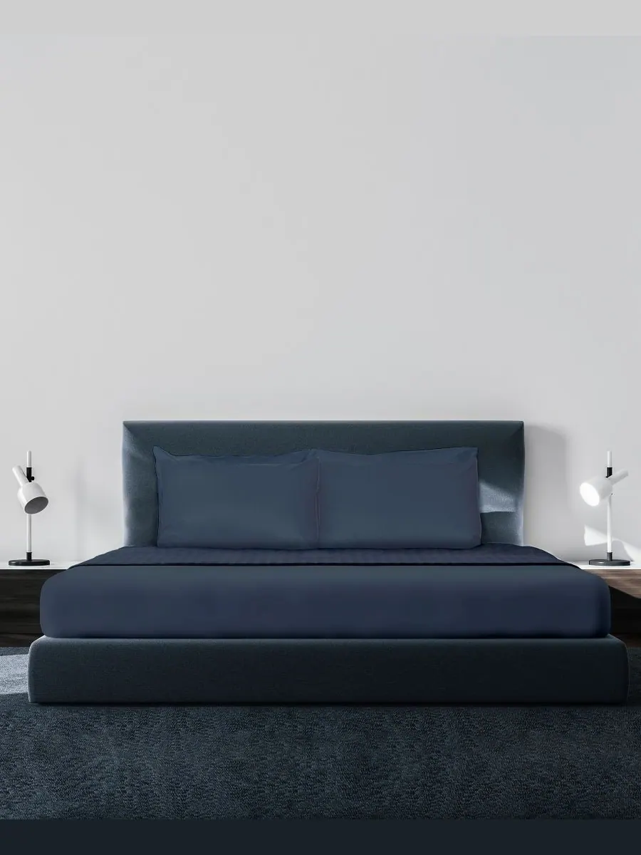 Комплект постельного белья Tencel Soft & Smooth, 6 предметов, размер Full Pillow Guy — изображение 2 из 4, темный темно-синий